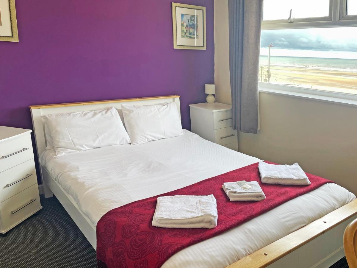 Sapphire Hotel Blackpool Promenade Екстериор снимка