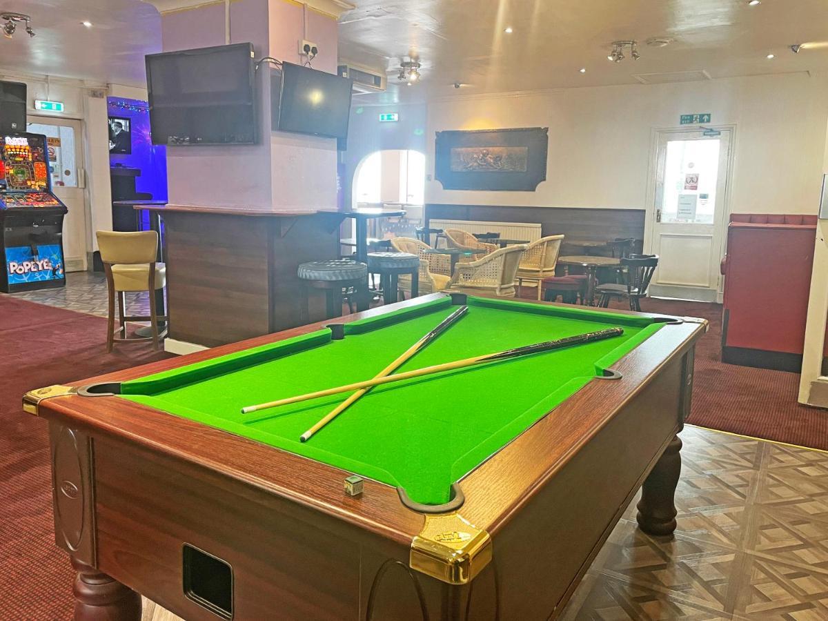 Sapphire Hotel Blackpool Promenade Екстериор снимка